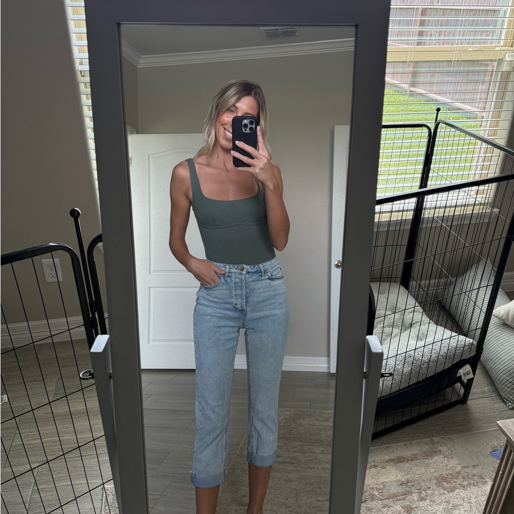 Forever 21 Blue Ankle Cropped Jeans